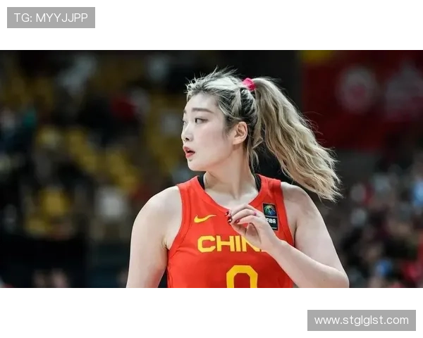 中国女篮连遭险境失误频发三分冰火两重天